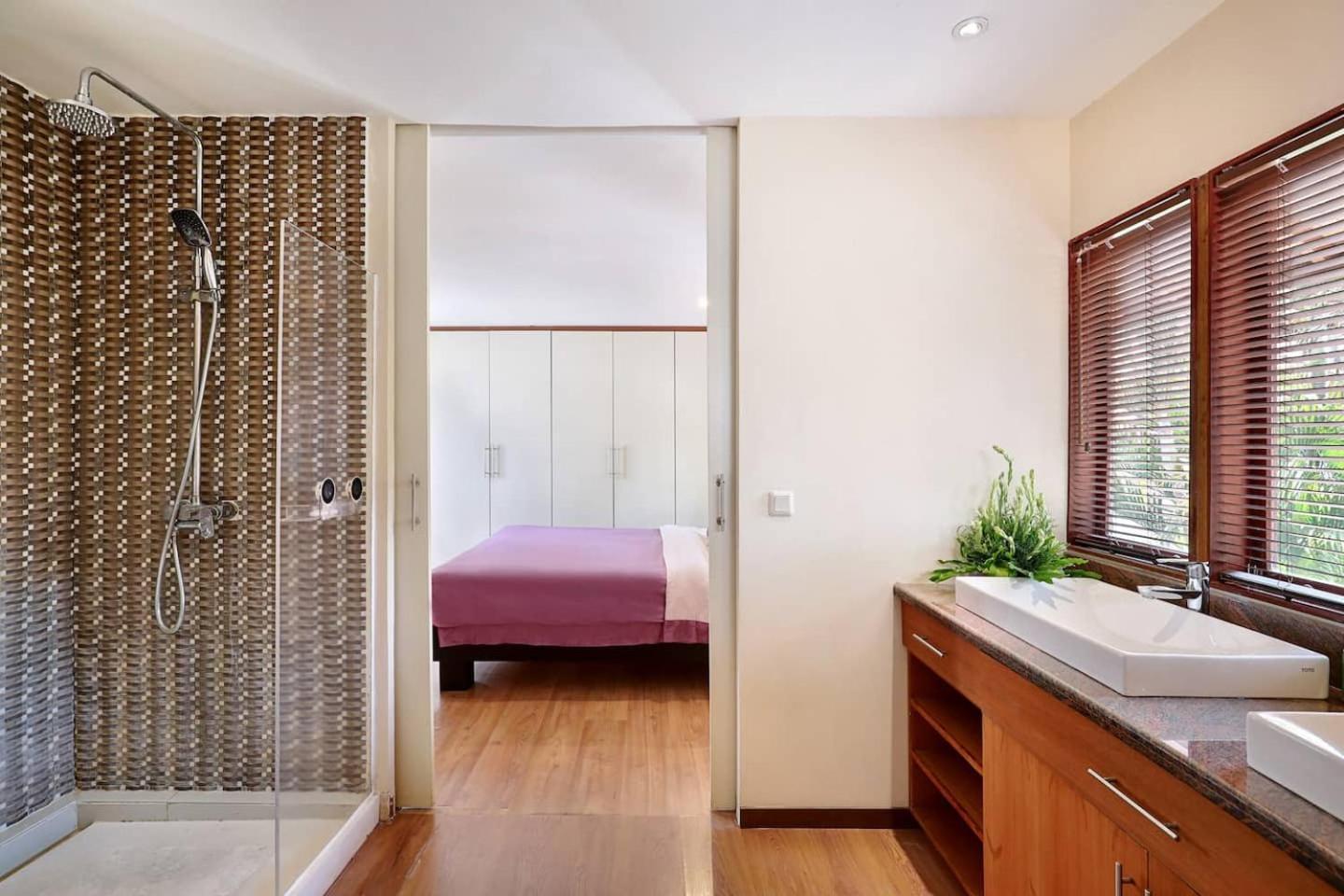 Super Value 4 Bedroom, Walk To Bintang Supermarket Seminyak Eksteriør bilde