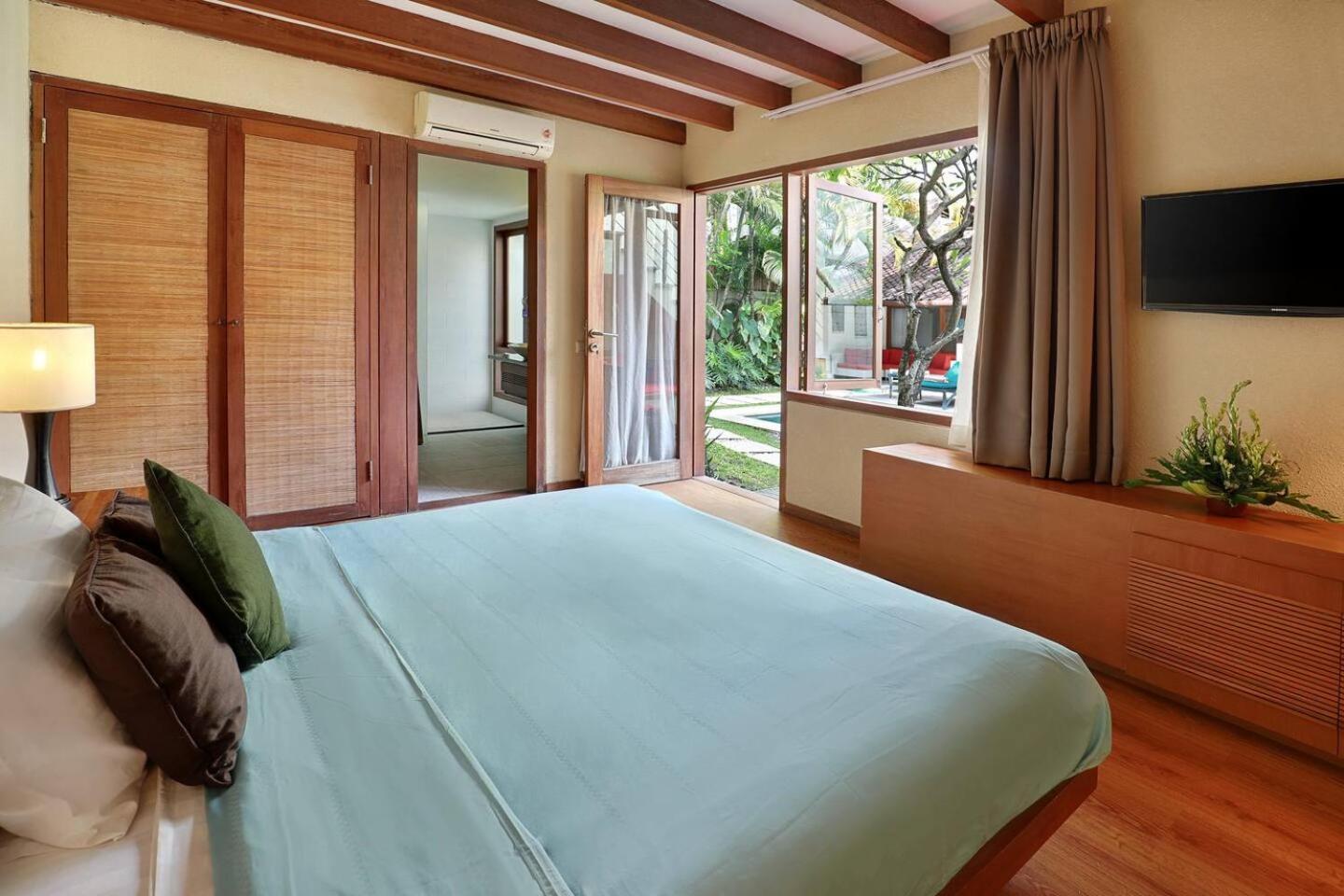 Super Value 4 Bedroom, Walk To Bintang Supermarket Seminyak Eksteriør bilde